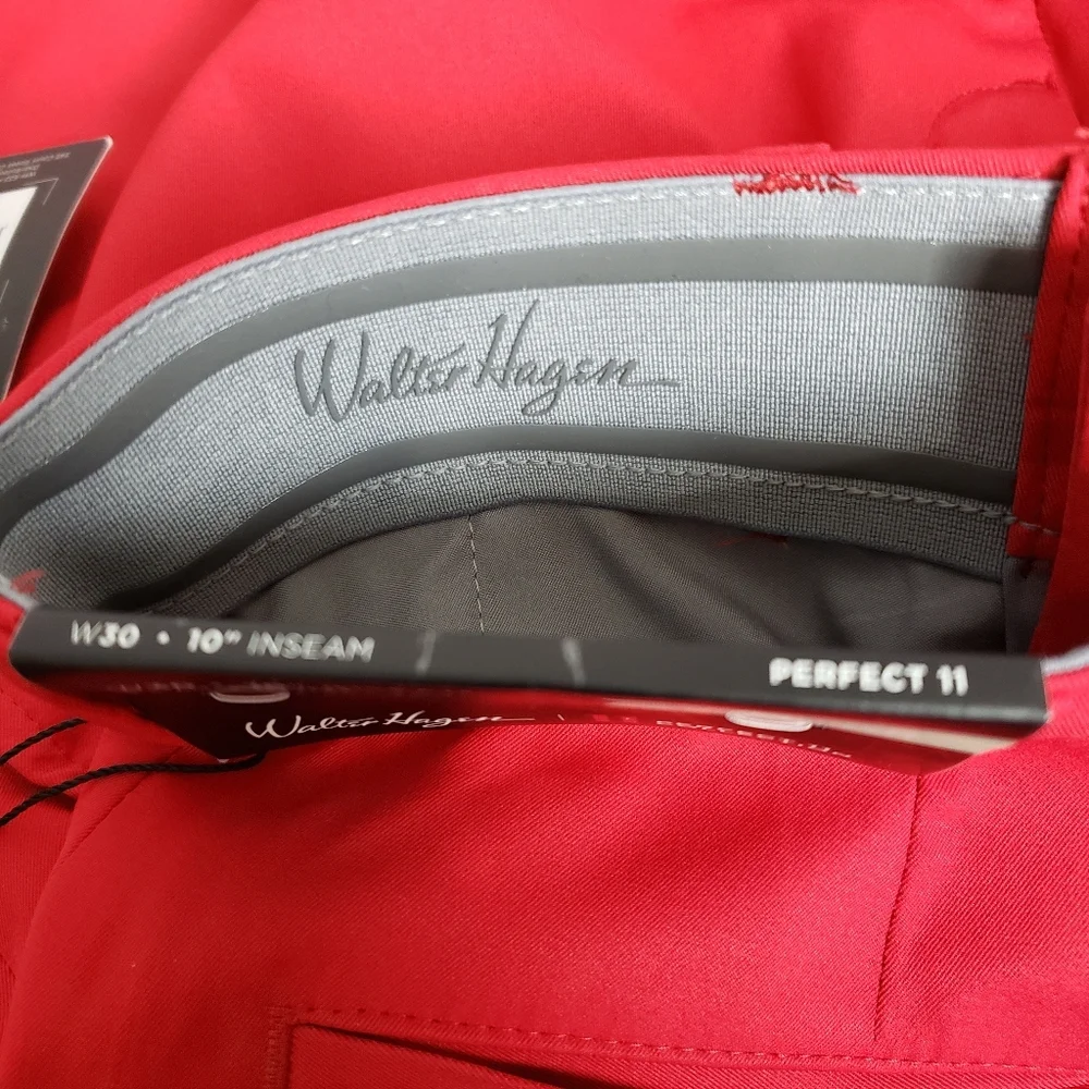 NWT Walter Hagen Perfect 11 Collection Golf Shorts Solid Red Men's‎ Size 30